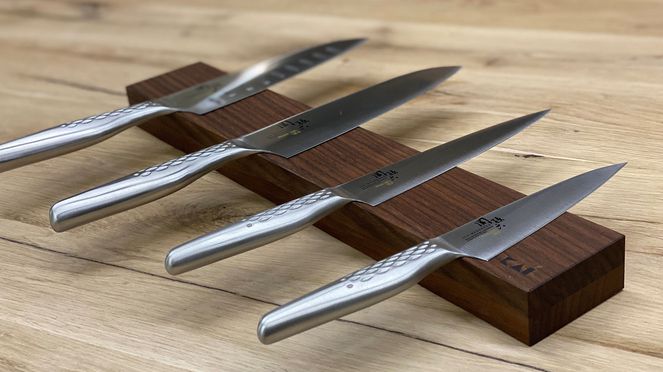 
                    Shoso Santoku der Shoso Serie mit Magnetleiste von Kai