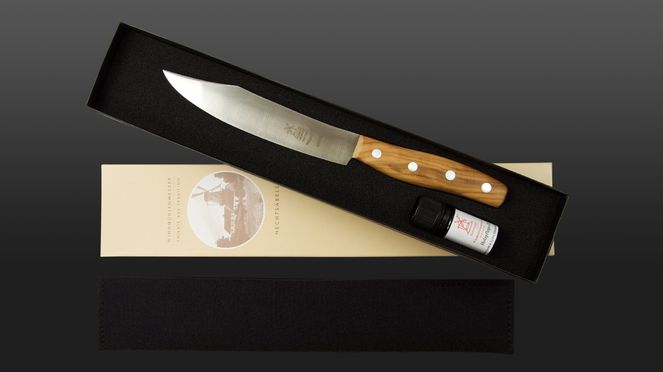 
                    Le Windmühle Hechtsäbels est livré dans un coffret.