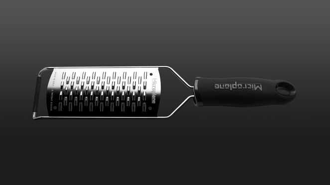 
                    The Microplane rasp has an ergonomic handle