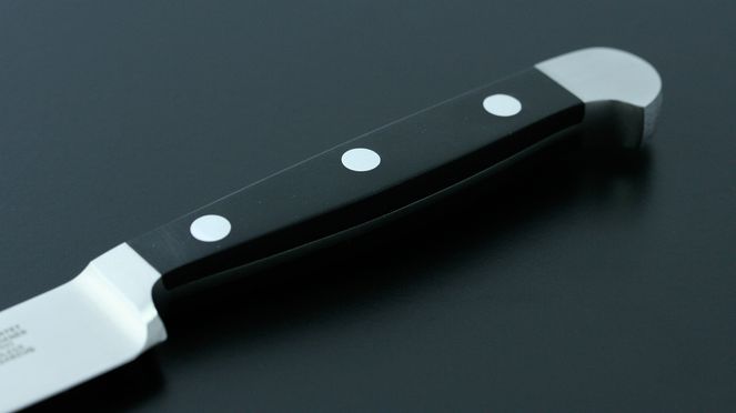 
                    Détails du manche du Santoku alvéolé Alpha