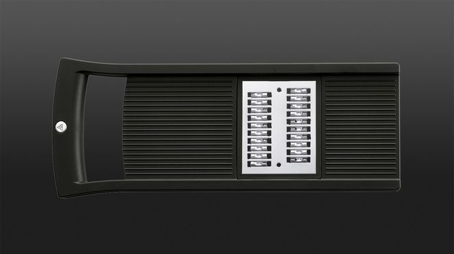 
                    Der Juliennehobel ist ausgestattet mit drei auswechselbaren Einsätzen