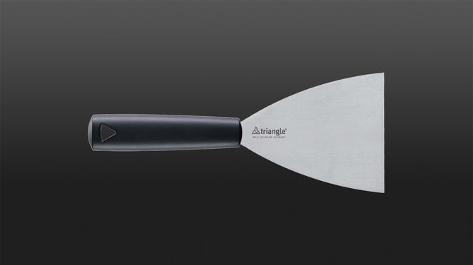
                    Spatule Spirit pour l'usage professionnel: affûtée et trempée vers la pointe