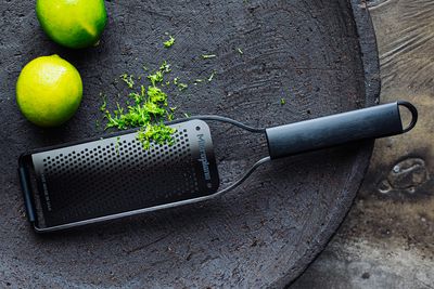 Microplane_Black Sheep_43004_Fine_Lime_.jpg