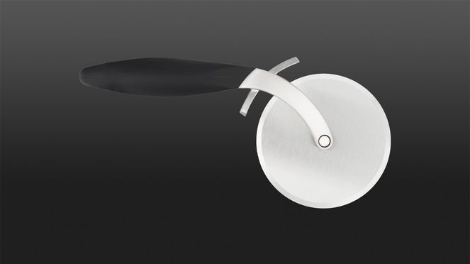 
                    Roulette à pizza professionnelle aussi pour des tartes flambées, des quiches, des tartelettes, des pains à pizza ou des gâteaux sans trop d'efforts